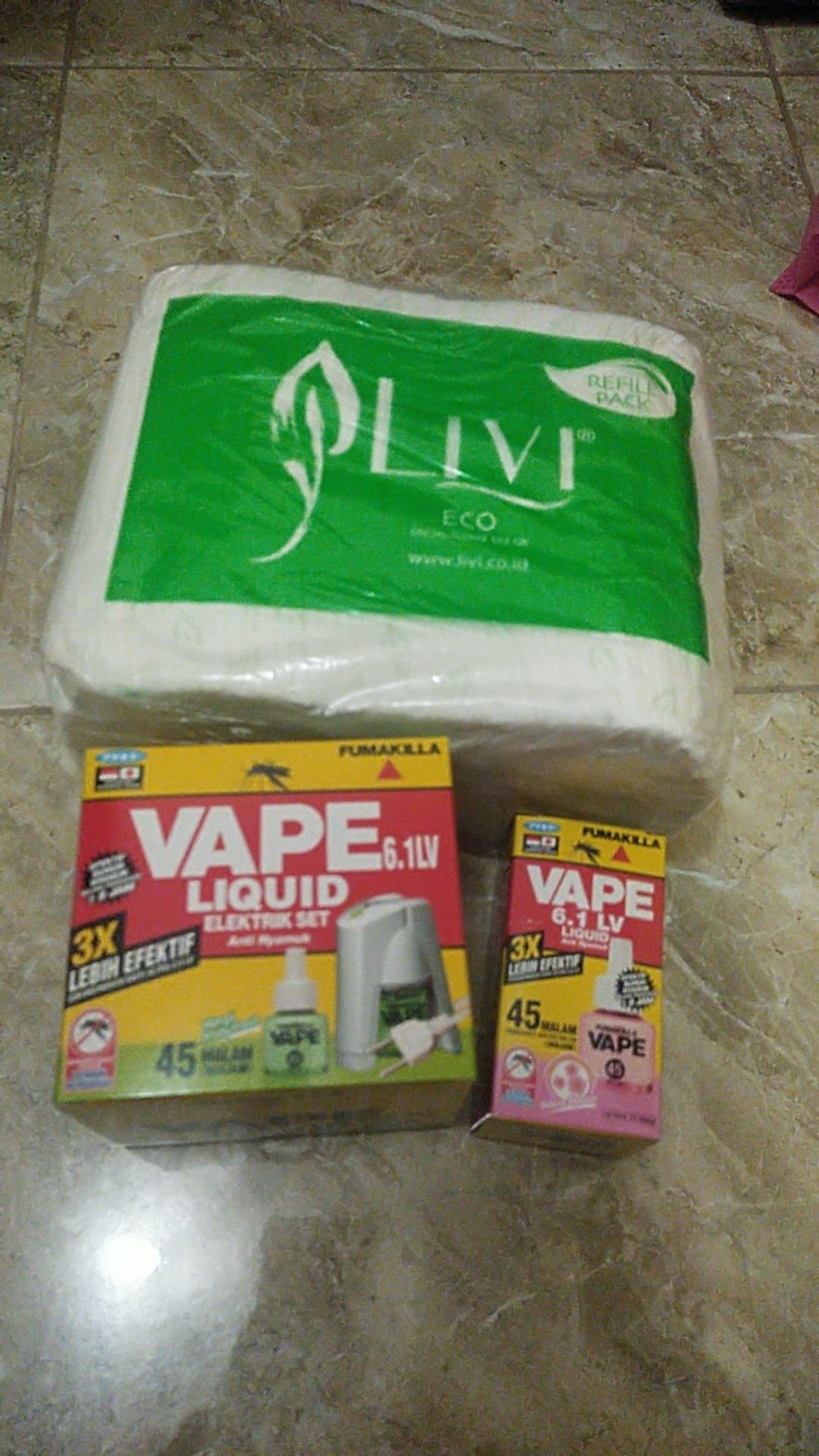 Tissue Tisu Tisue Livi Eco Facial Refill 554 Gram 600s & 150 Sheet X 2 Pcs (livi Ukuran Kecil)