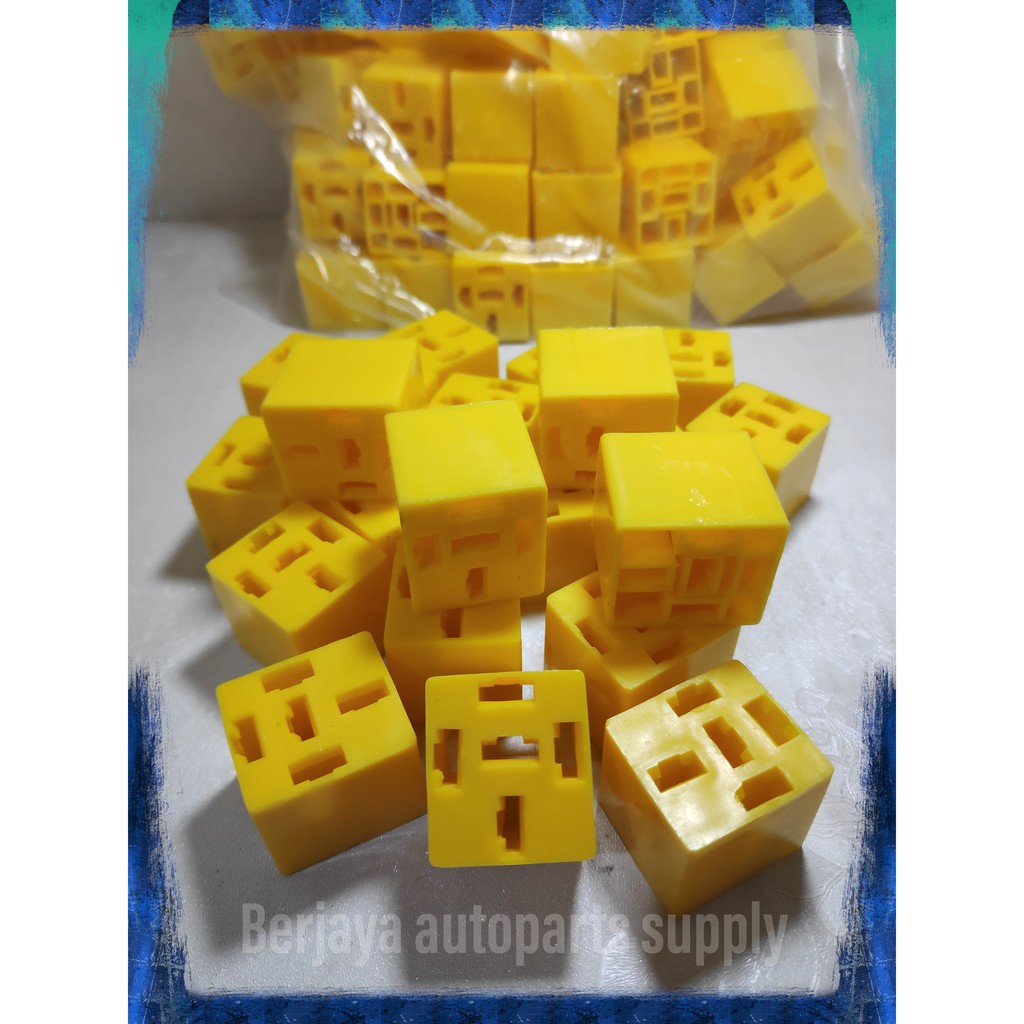 Rumah Socket Relay Kosong Kaki Pin 4 / 5 Kuning