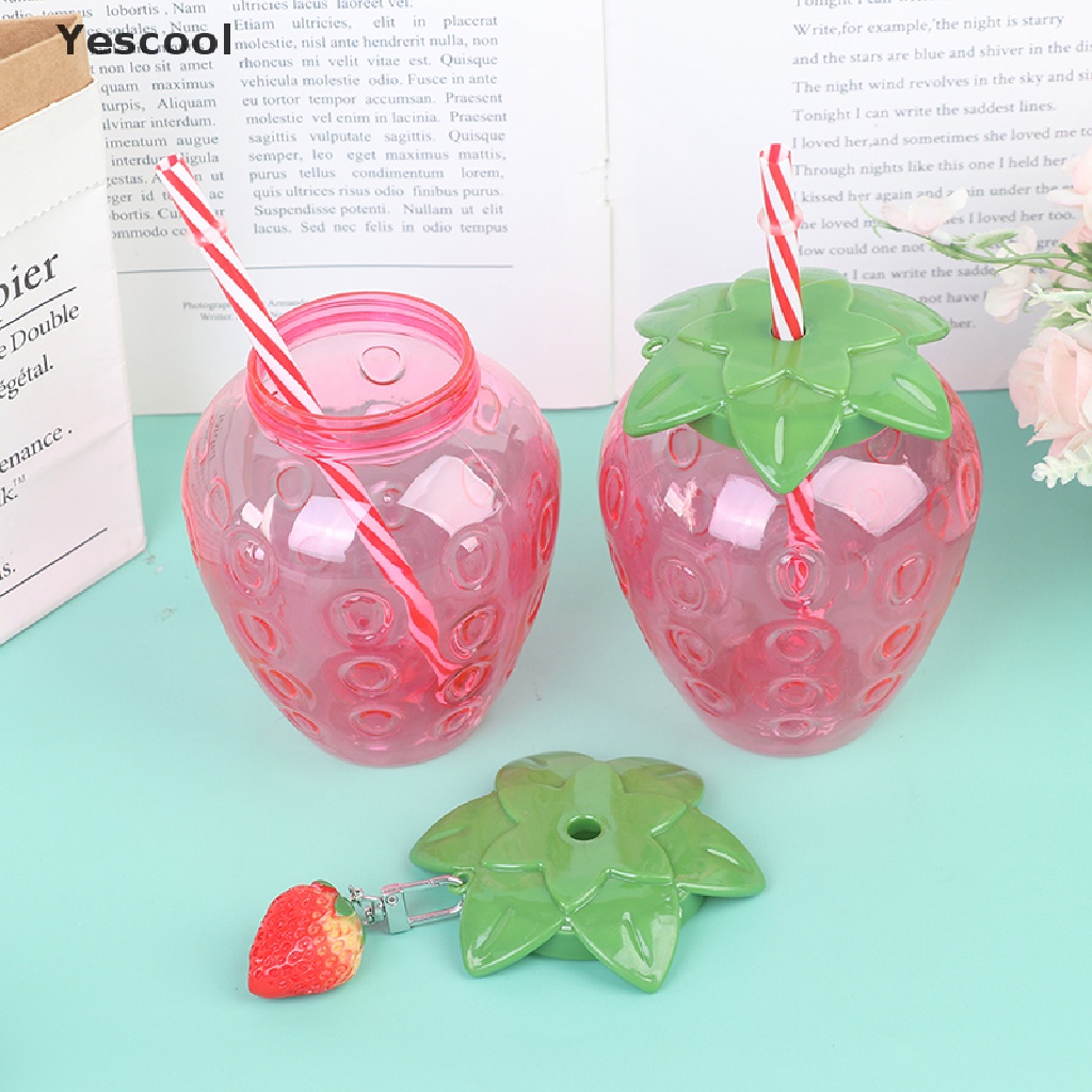 Yescool Botol Minum Plastik Portable Motif Kartun Strawberry Dengan Sedotan Untuk Anak Perempuan