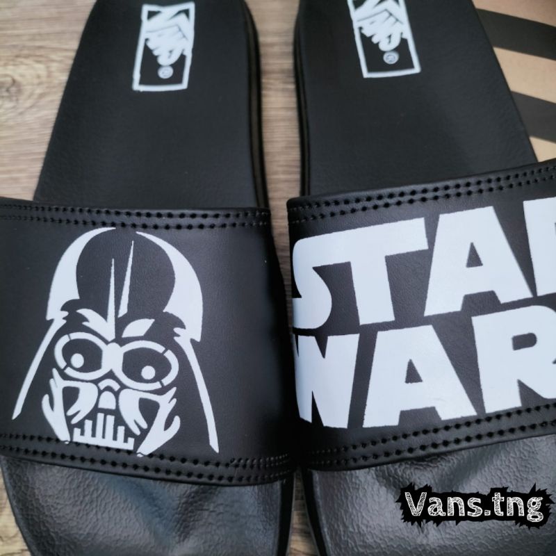 Sandal Slop Starwars Black Premium / Sandal Slide Vans Starwars Murah /Sendal Slop terlaris / Sandal Cowok Vans starwars