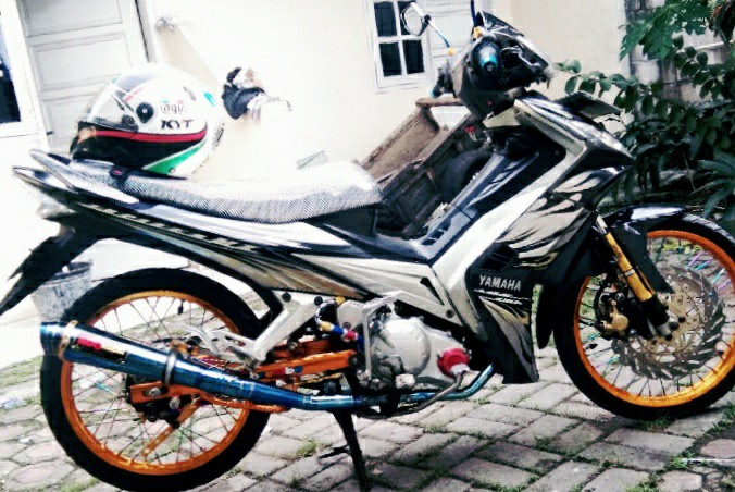 Gantungan Cakar Stainlish Universal