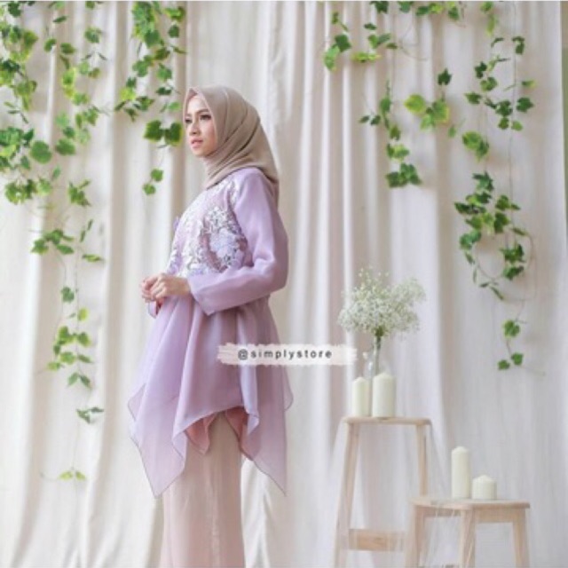 Lace top lavender by simply store simply.official simply2simply