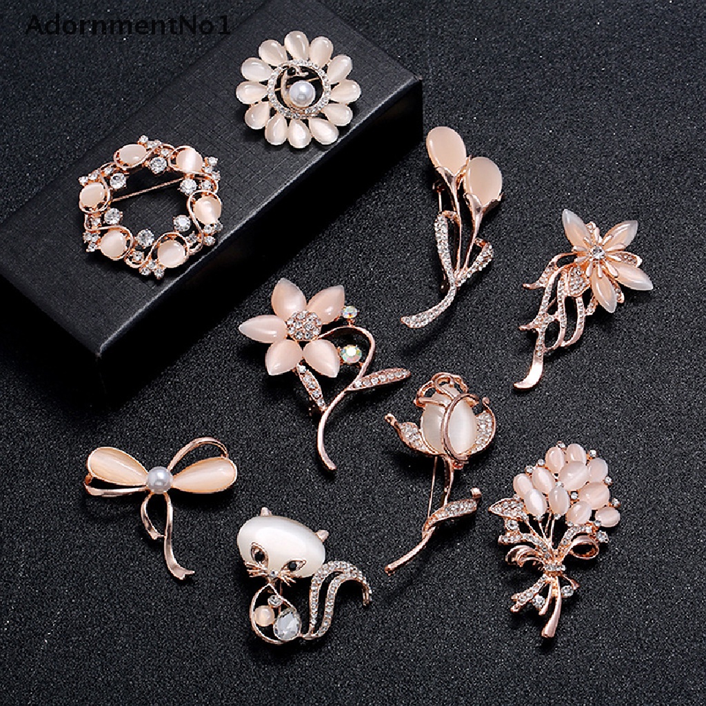 (AdornmentNo1) Bros / Pin Bentuk Snowflake / Bunga Aksen Mutiara + Berlian Imitasi Untuk Aksesoris Wanita