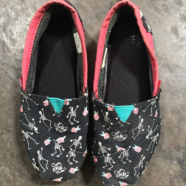 Sepatu wakai anak