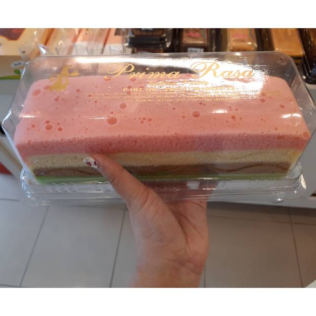 

Bolu kukus pelangi, daun pandan, moca primarasa