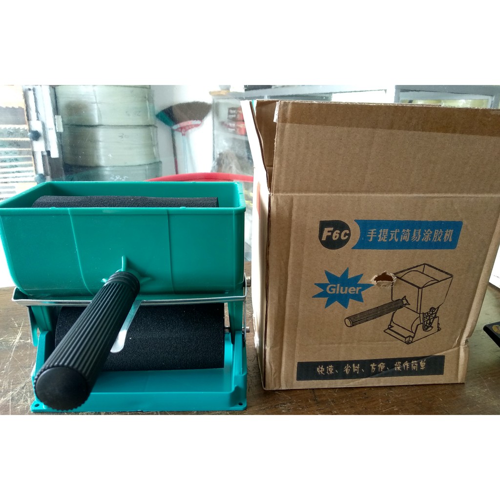 

Glue Spreader (Perata Lem) Ukuran 6 Inci