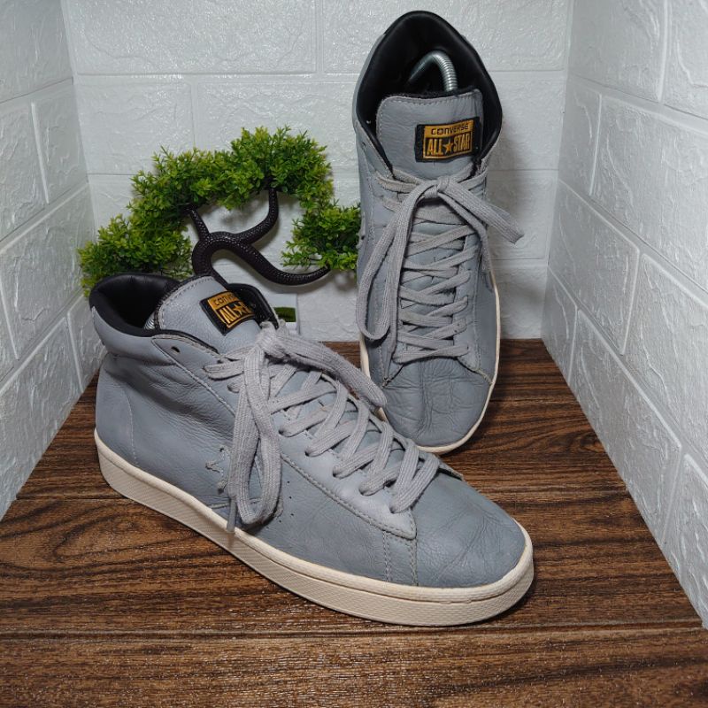 CONVERSE PRO LEATHER - SIZE 44 (SECOND)