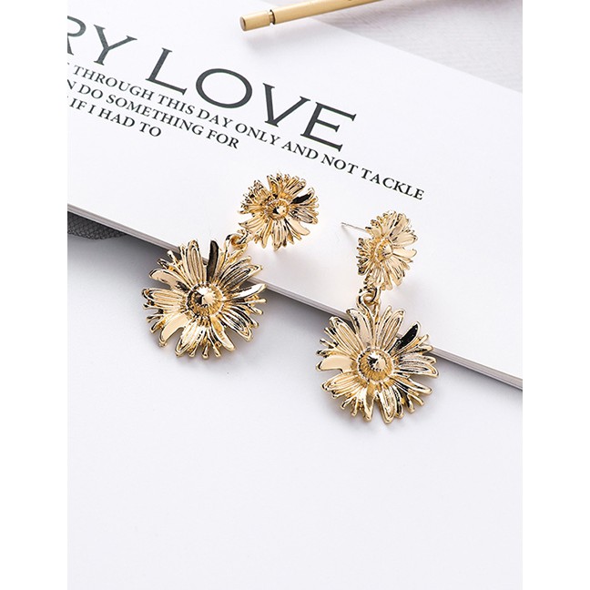 LRC Anting Tusuk Fashion Gold Size Three-dimensional Flower Earrings F81296