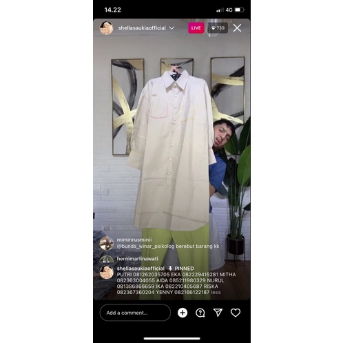 Kemeja pocket Shellasaukia