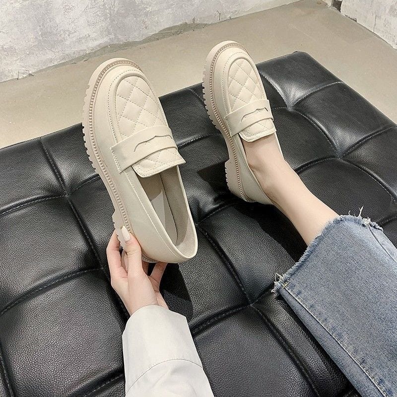 SEPATU WANITA LOAFERS / SEPATU FASHION KOREA DOCMART KULIT PREMIUM 020