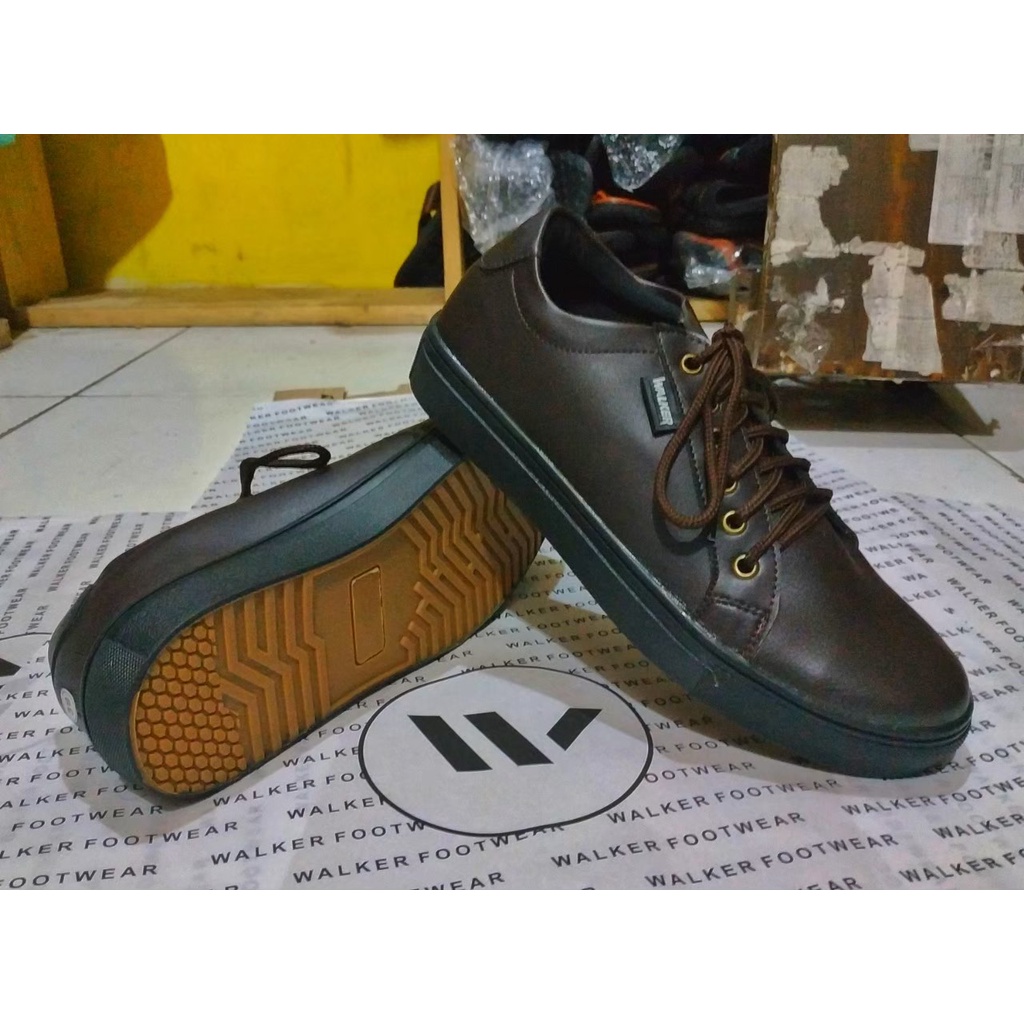 SEPATU SNEAKERS PRIA SEKOLAH KULIAH DEWASA KULIT ASLI ORIGINAL CASUAL FORMAL SEPATU FORMAL PRIA KERJA KANTOR GURU PNS PESTA RESMI NYAMAN FASHION TRANDY