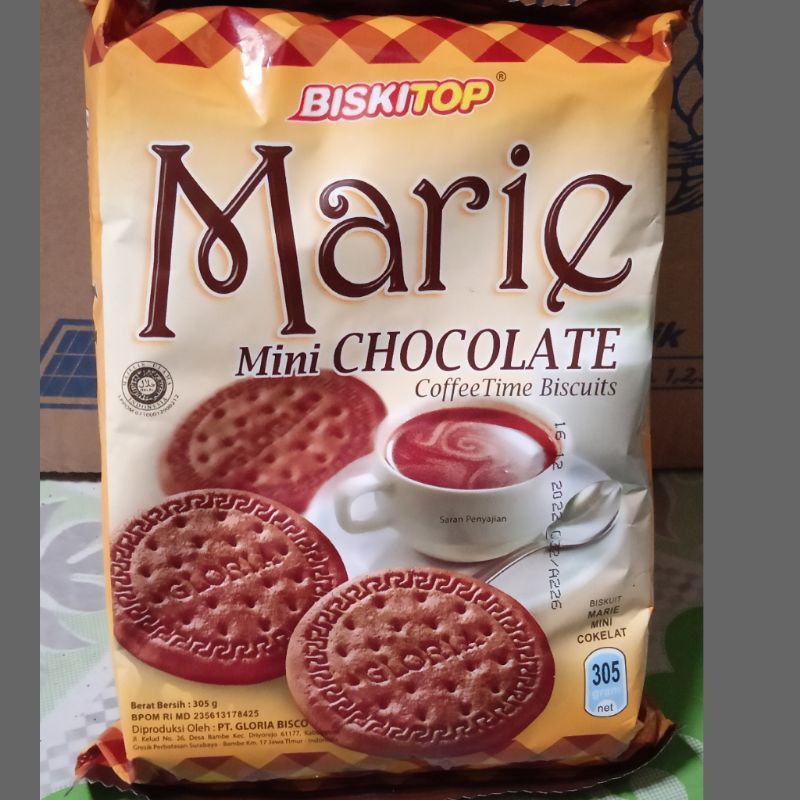 

biskuit marie enak santai biskitop renyah