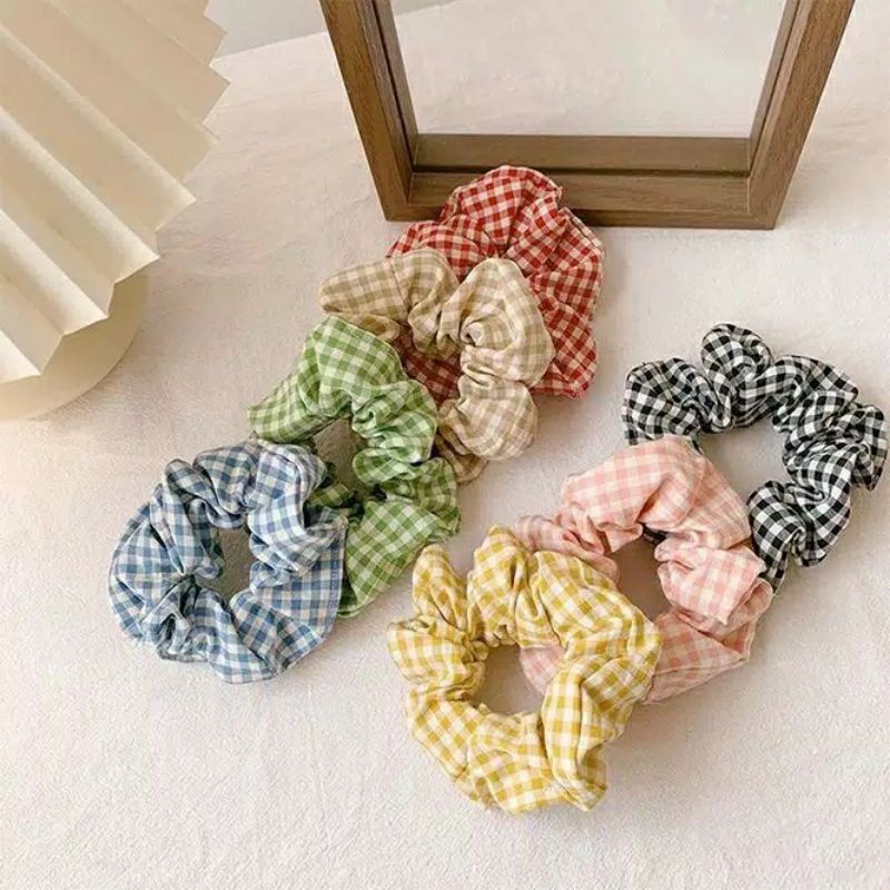 IKAT RAMBUT Scrunchie Gaya Korea Kekinian Motif Kotak-Kotak Cepol Cempol Hijab Bisa Pilih Warna