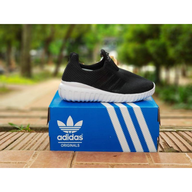 promo diskon sepatu anak adidas slip on kids size 30-35