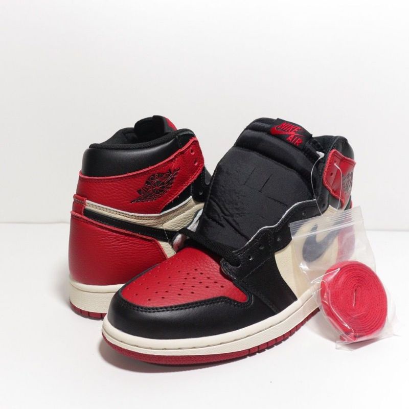 Air Jordan 1 High Bred Toe
