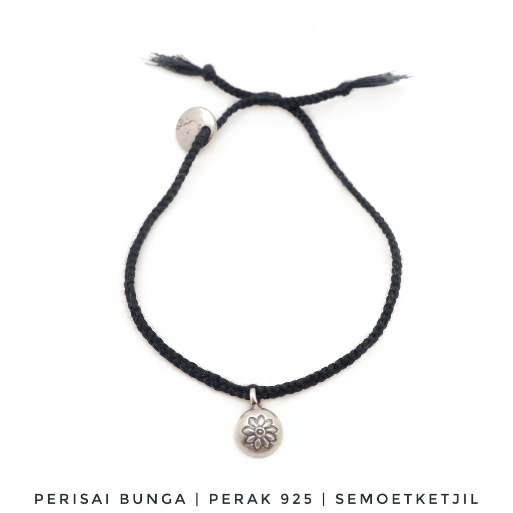 

Semoet Ketjil Gelang Bohemian Perisai Bunga Perak 925