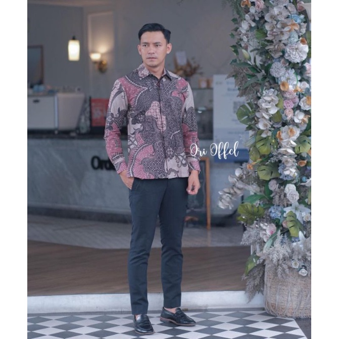 KEMEJA PANJANG ANJELA DAUN Batik Pria Slim Fit Kemeja Batik Pria Kemeja Batik Slim Fit Pria Batik Slim Fit Baju Batik Pria