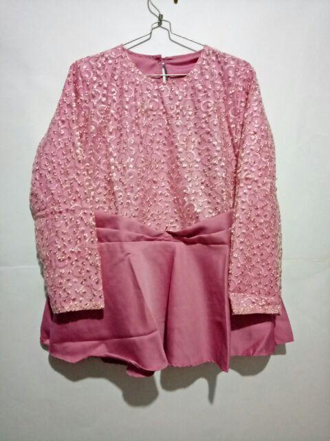 Wou Batik Couple Selendang Mutiara Sania Ruffle - Adila Couple Brokat Modern Batik Modern - Bs066