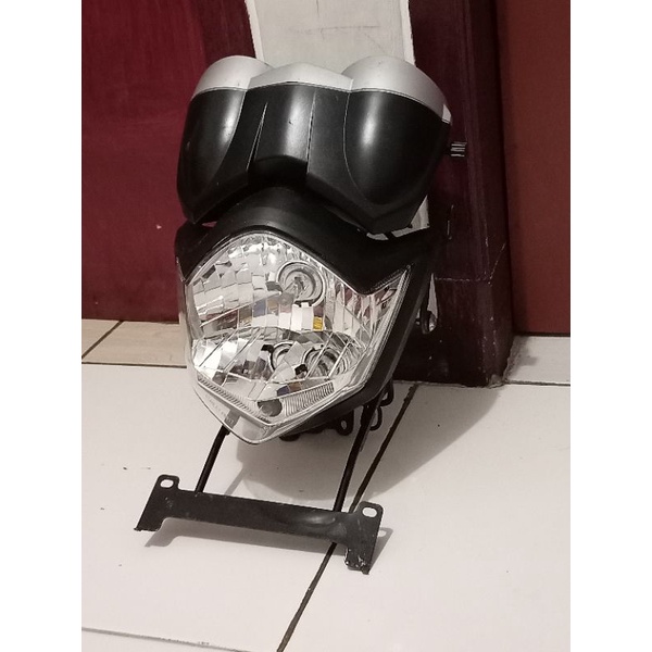 HEADLAMP REFLEKTOR LAMPU DEPAN YAMAHA VIXION OLD SPEEDOMETER BREKET DUDUKAN PLAT NOMOR YAMAHA VIXION