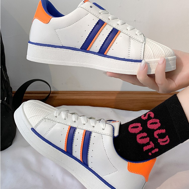 Sepatu Sneakers Wanita 010920 Two Stripes Cloud Sneakers