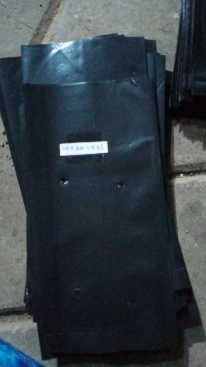 Polybag 20 X 20 Cm (kantong Plastik Polibag 1 Lembar)