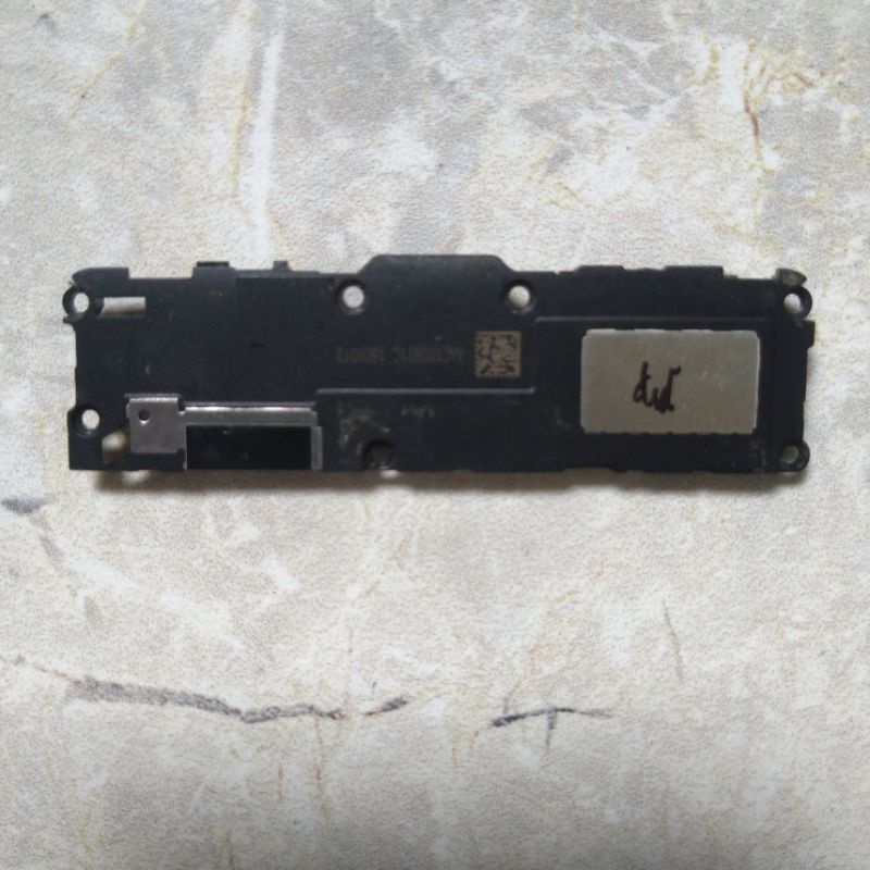 Tutup mesin bawah plus speaker musik Huawei P9 Lite VNS-L31 copotan