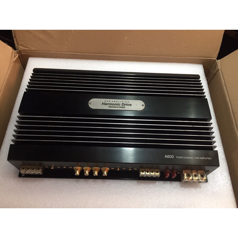 Power 4 channel Harmonic drive Hdt A600