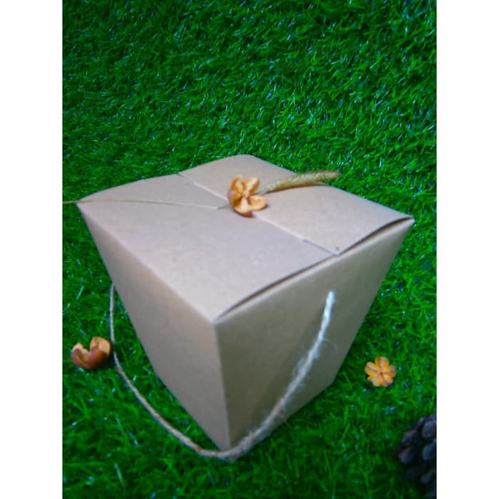 

READY STOCK GIFT BOX SOUVENIR/KOTAK KADO BROWNKRAFT + TALI GONI