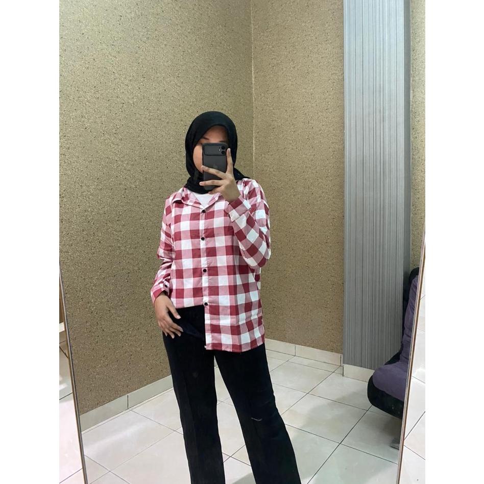 Kemeja Kotak Kotak Oversize