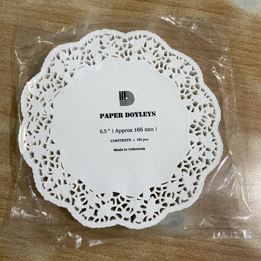 

Doyley paper round 6.5 inch white pack doiley / kertas renda tatakan