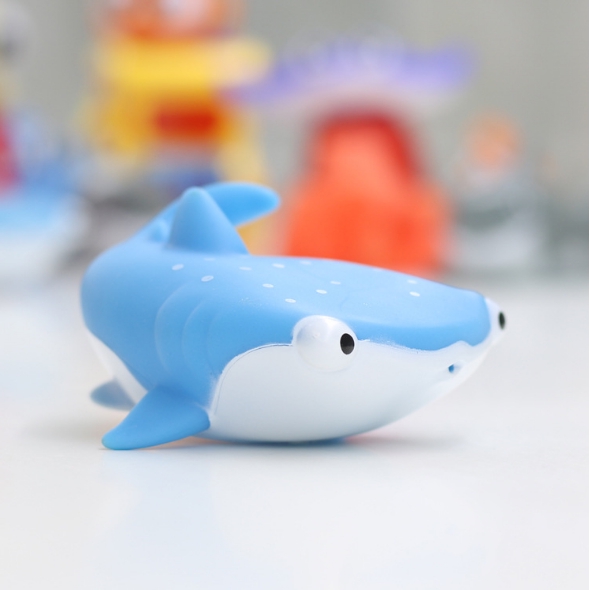 MMTOYS CM-M1 Mainan Mandi Anak Bayi Mainan Karet Ikan Semprot Tembak Air Baby Bath Mainan Edukasi-DESTINY