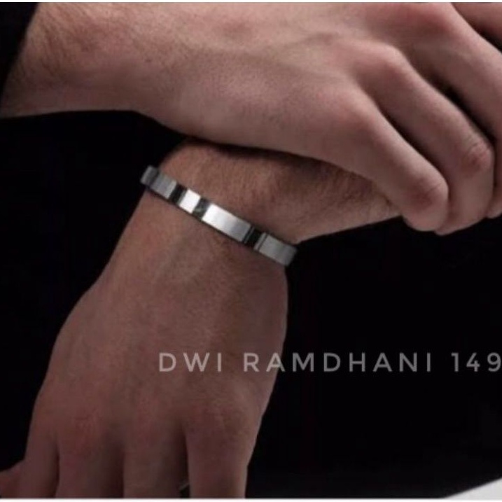Gelang Baja polos Besi putih pria elegan anti karat selamanya