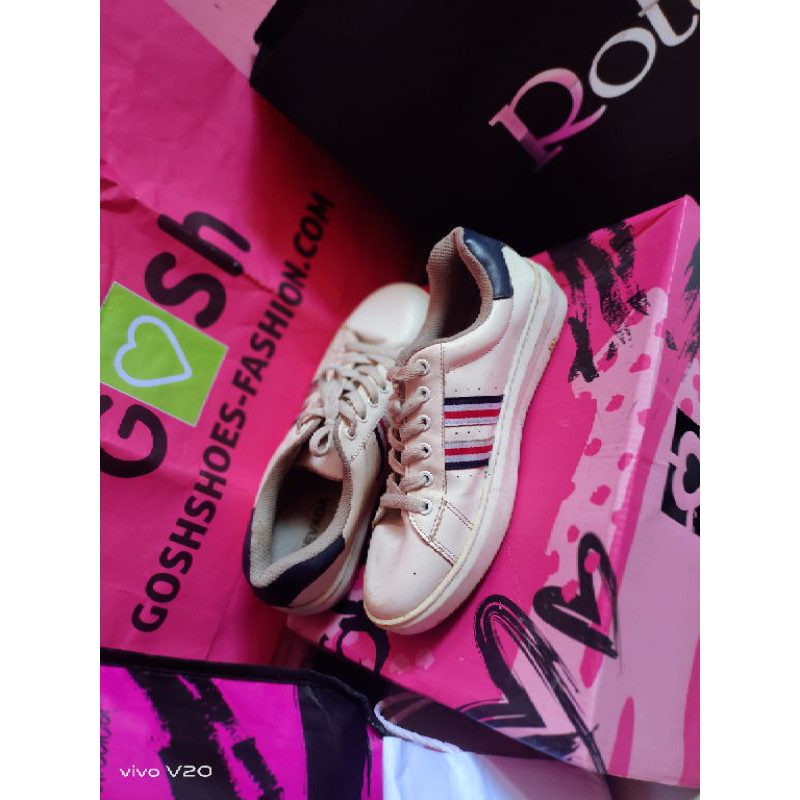 Sepatu Nevada Size 37 ke 38 Original Matahari Mall Pl pribadi like new