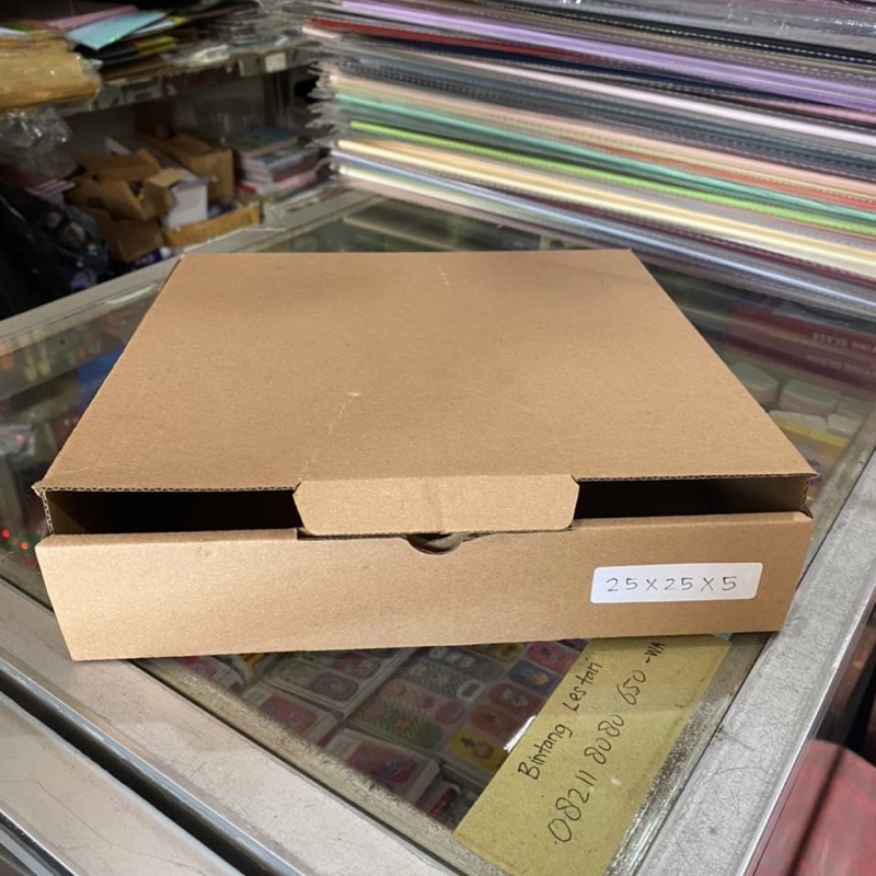 

Dus Die Cut / Kardus / Corrugated Box 25x25x5cm