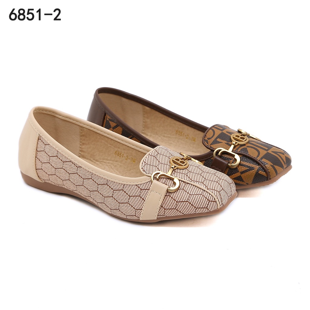 Bo Monogram Logo B Flat Shoes #6851-2