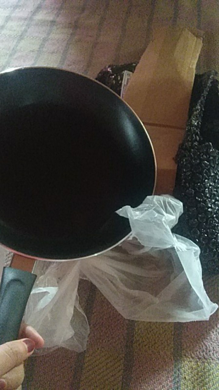 Maxim Valentino Fry Pan Anti Lengket Penggorengan 24 Cm