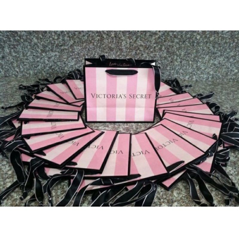 

paperbag victoria secret