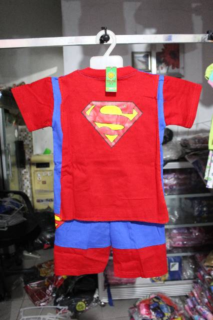 setelan superman sayap