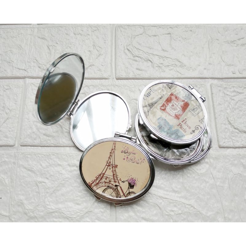 SC02 Cermin Lipat Dobel Paris Eiffel 6.5cm &quot;termasuk packing bubble&quot;
