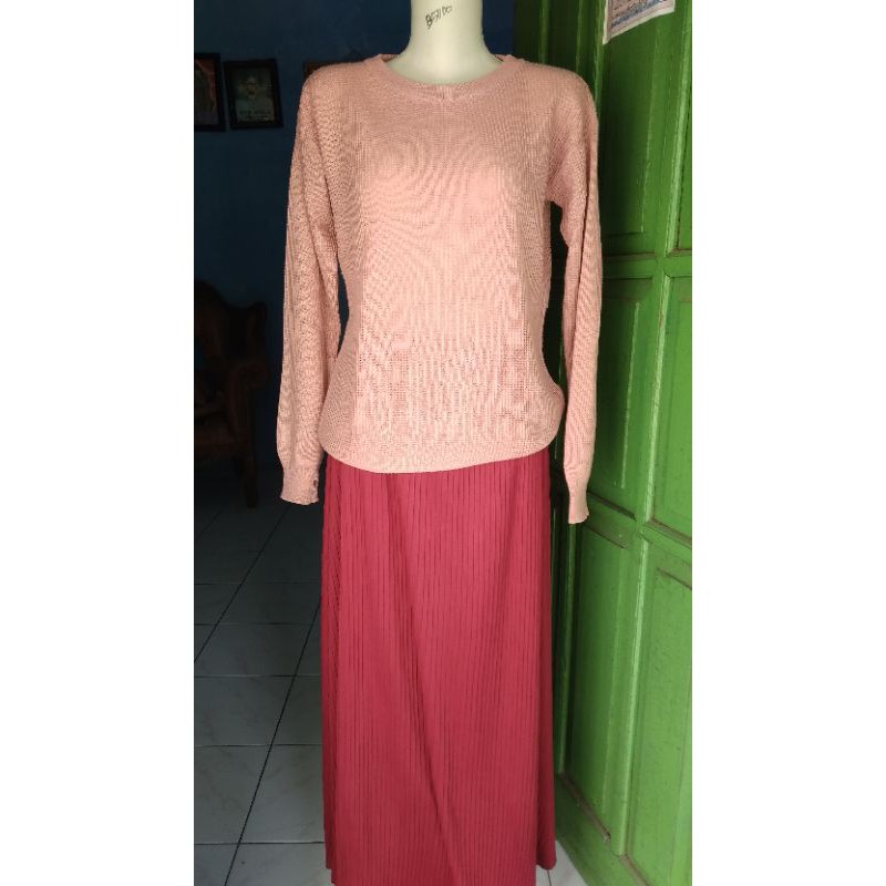 RAJUT dan Rok PL PRIBADI