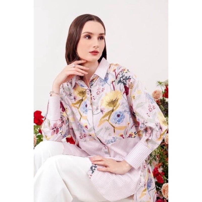 PreloRomantic Garden Oversized shirt by Benang Jarum