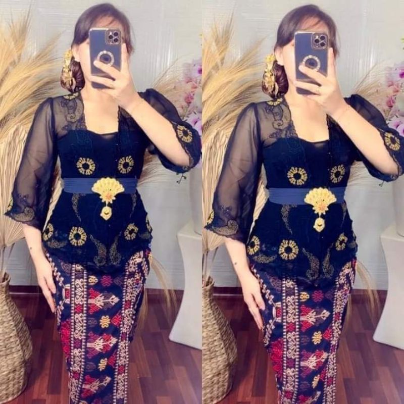 KEBAYA BORDIR HITAM