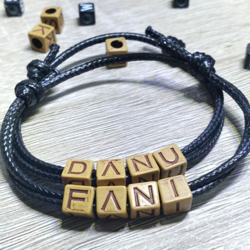 gelang nama KAMU SENDIRI dadu coklat