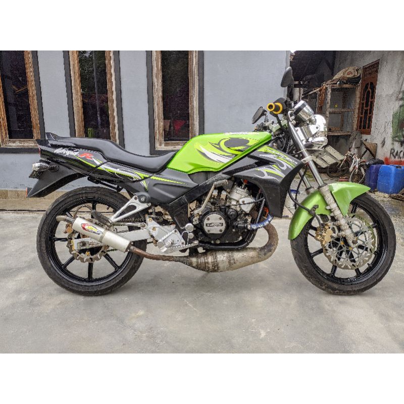 READY VELG V ROSSI NINJA R RR UK 185 215 DEPAN BAUT 4 YAH KAK WARNA HITAM