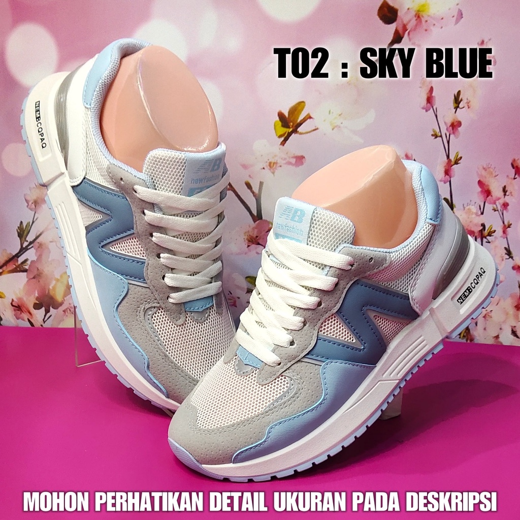 Sepatu Olahraga Perempuan T02 / C81 Sneakers Cewek Korea SPTSW