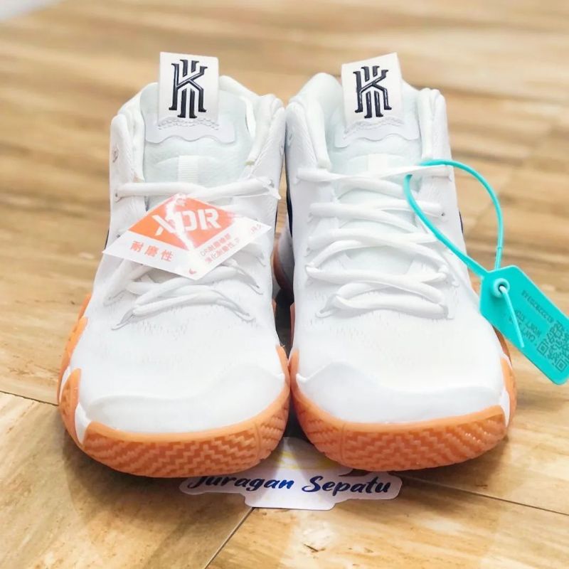 Nike Kyrie 4 &quot;Uncle Drew&quot;