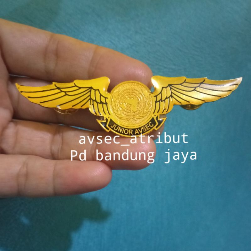 WING JUNIOR AVSEC BELAKANG PAKU/PENITI ATRIBUT AVSEC