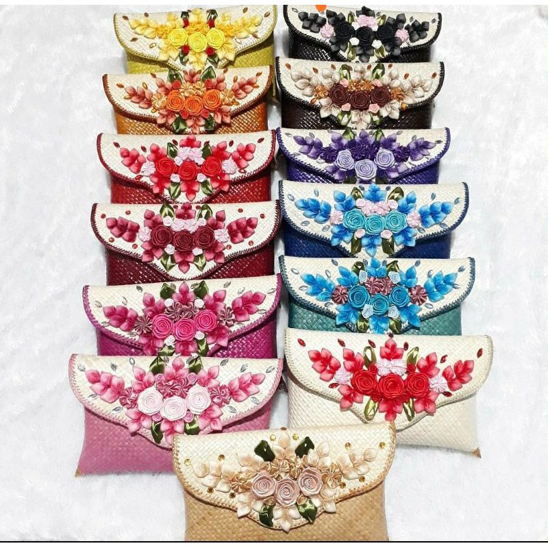 DOMPET TAS KONDANGAN KUBAH PANDAN / Tas anyam bunga
