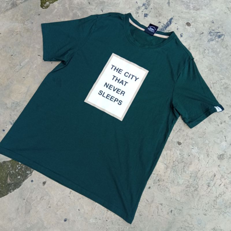 Kaos Second Branded Original Feltics Shirt