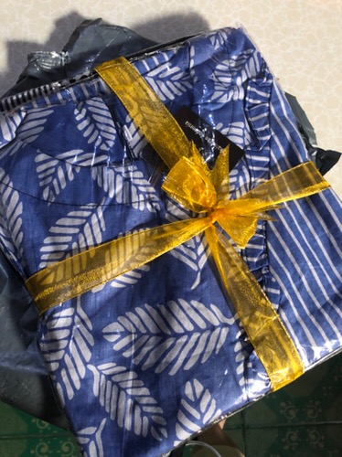 Aatasan Batik Wanita Bola Seling